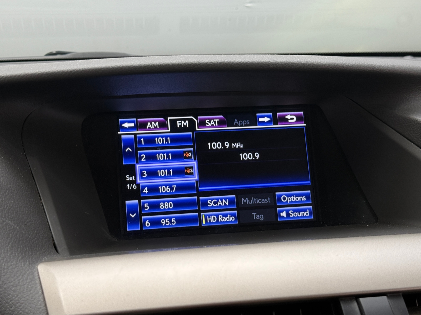 Thumbnail: 2015 Lexus RX - 4