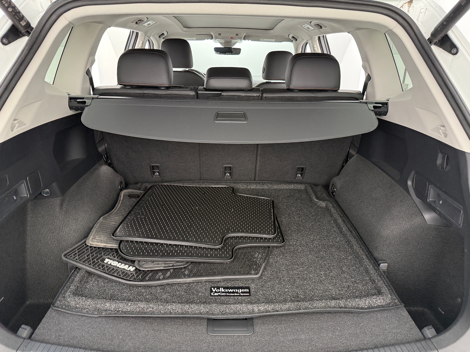 Thumbnail: 2024 Volkswagen Tiguan - 6