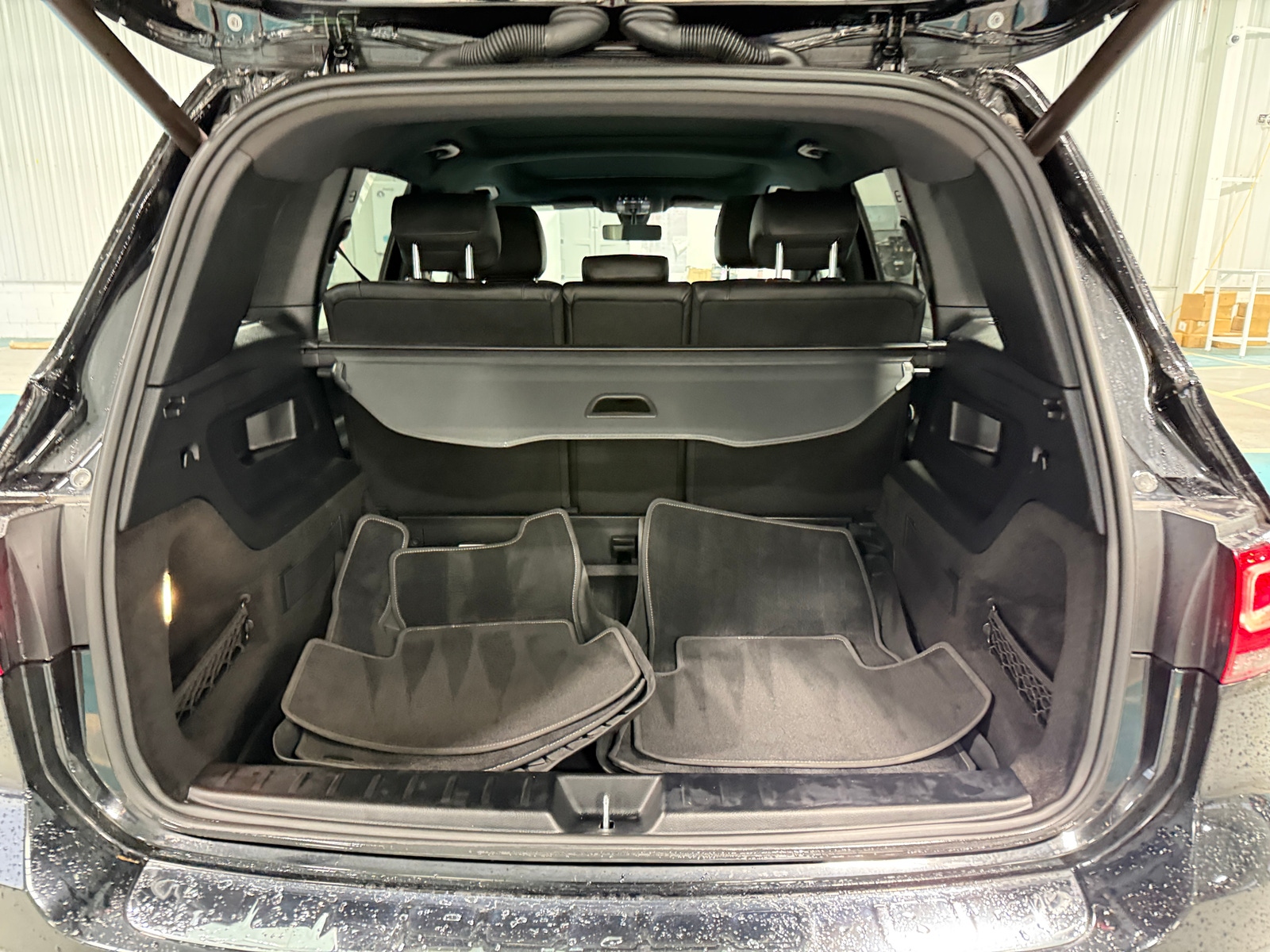 Thumbnail: 2021 Mercedes-Benz GLB - 6