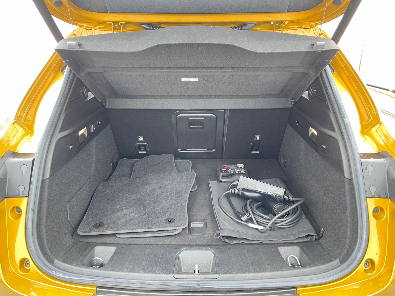 Thumbnail: 2024 Dodge Hornet - 6