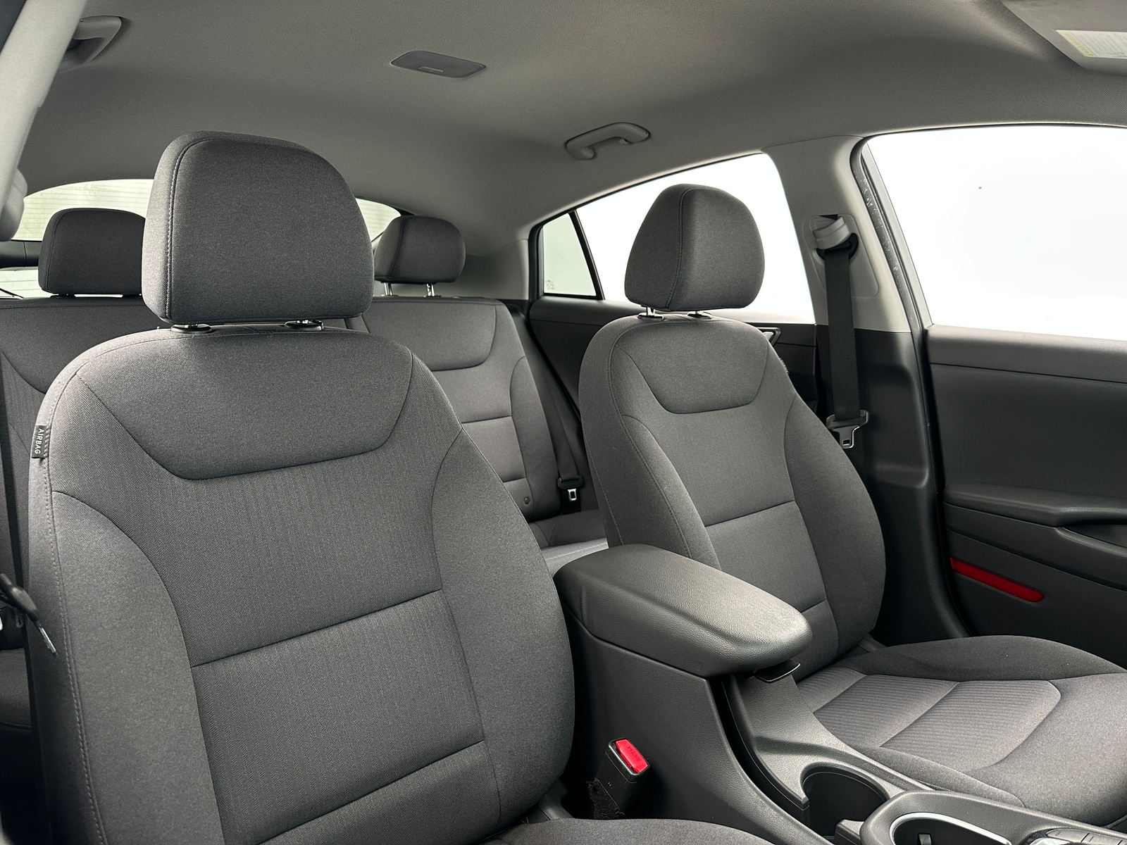 Thumbnail: 2020 Hyundai Ioniq - 2