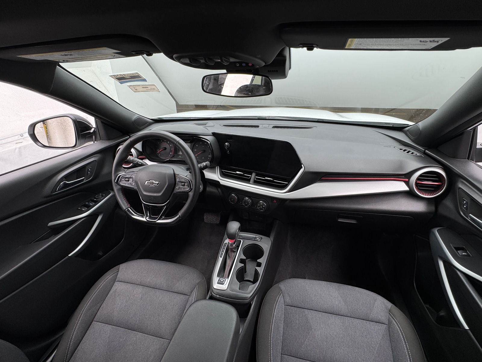 Thumbnail: 2025 Chevrolet Trax - 3