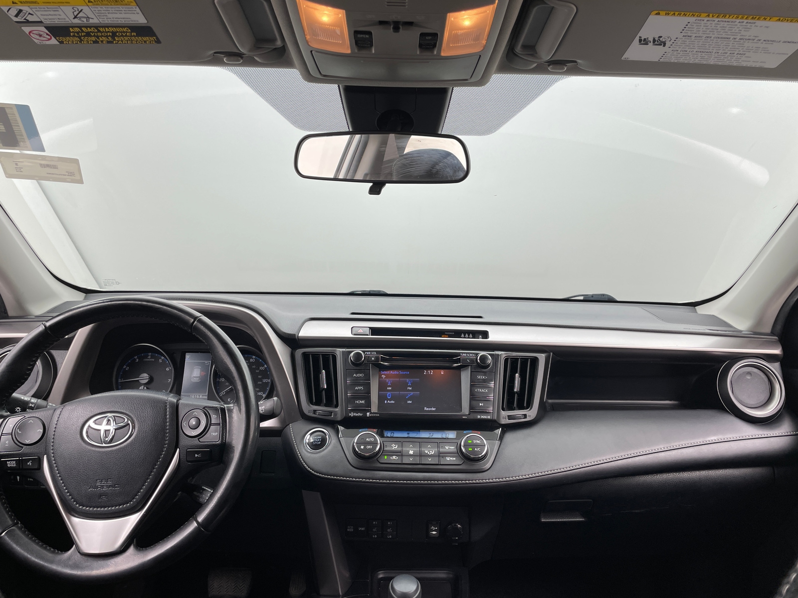 Thumbnail: 2018 Toyota RAV4 - 3