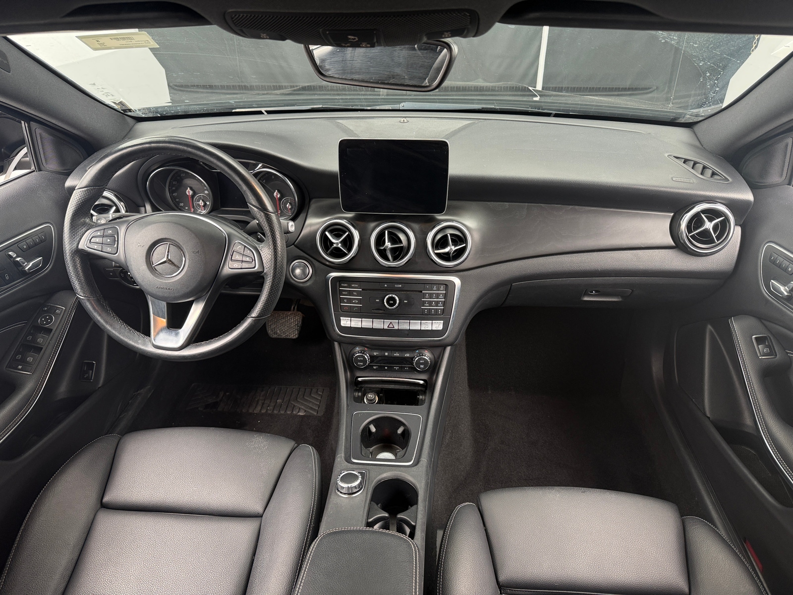 Thumbnail: 2019 Mercedes-Benz GLA - 2