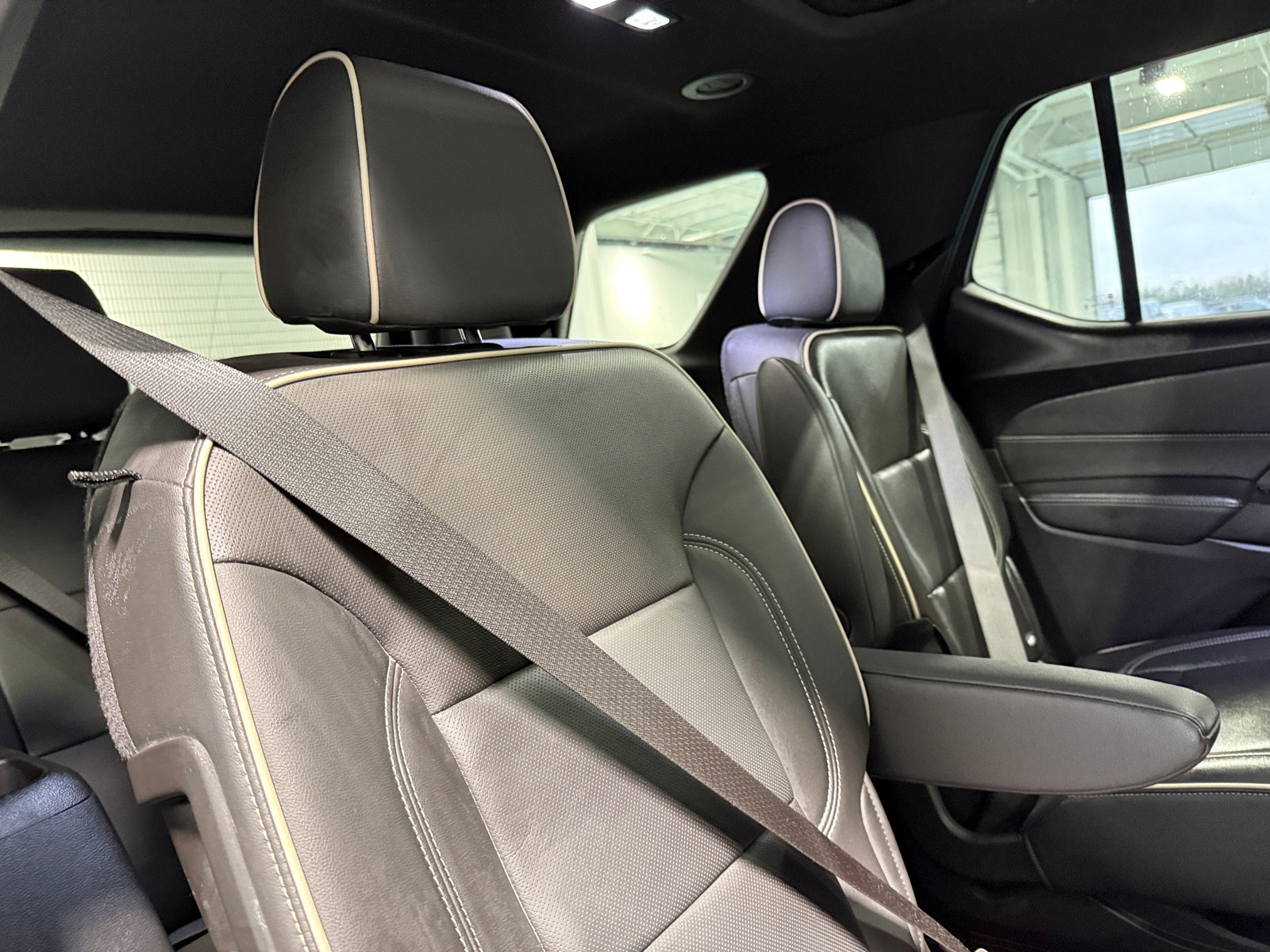 Thumbnail: 2022 Chevrolet Traverse - 5