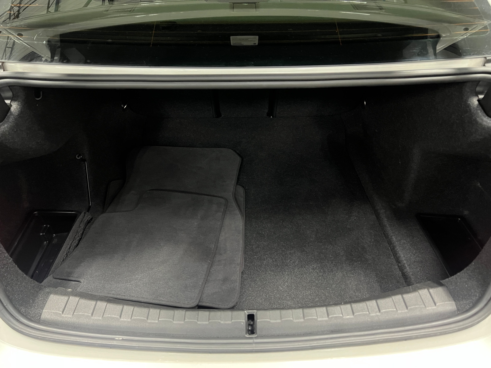 Thumbnail: 2023 BMW 3 Series - 7