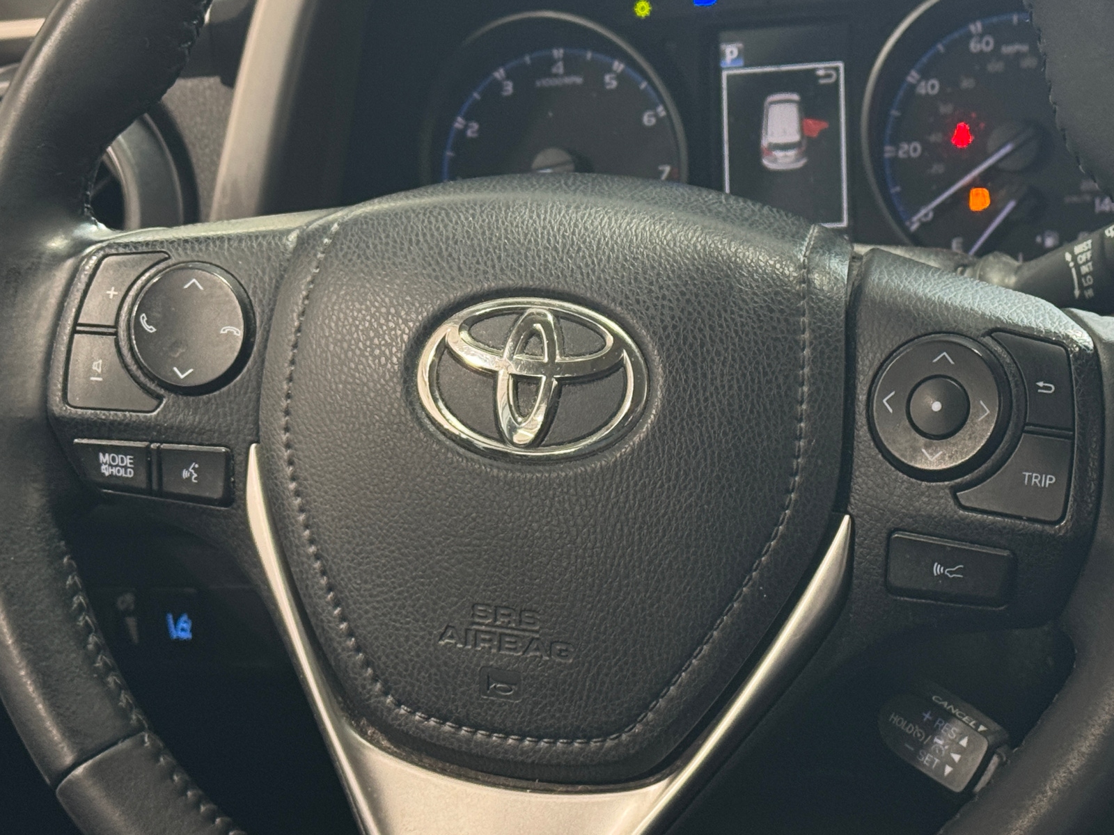 Thumbnail: 2018 Toyota RAV4 - 5