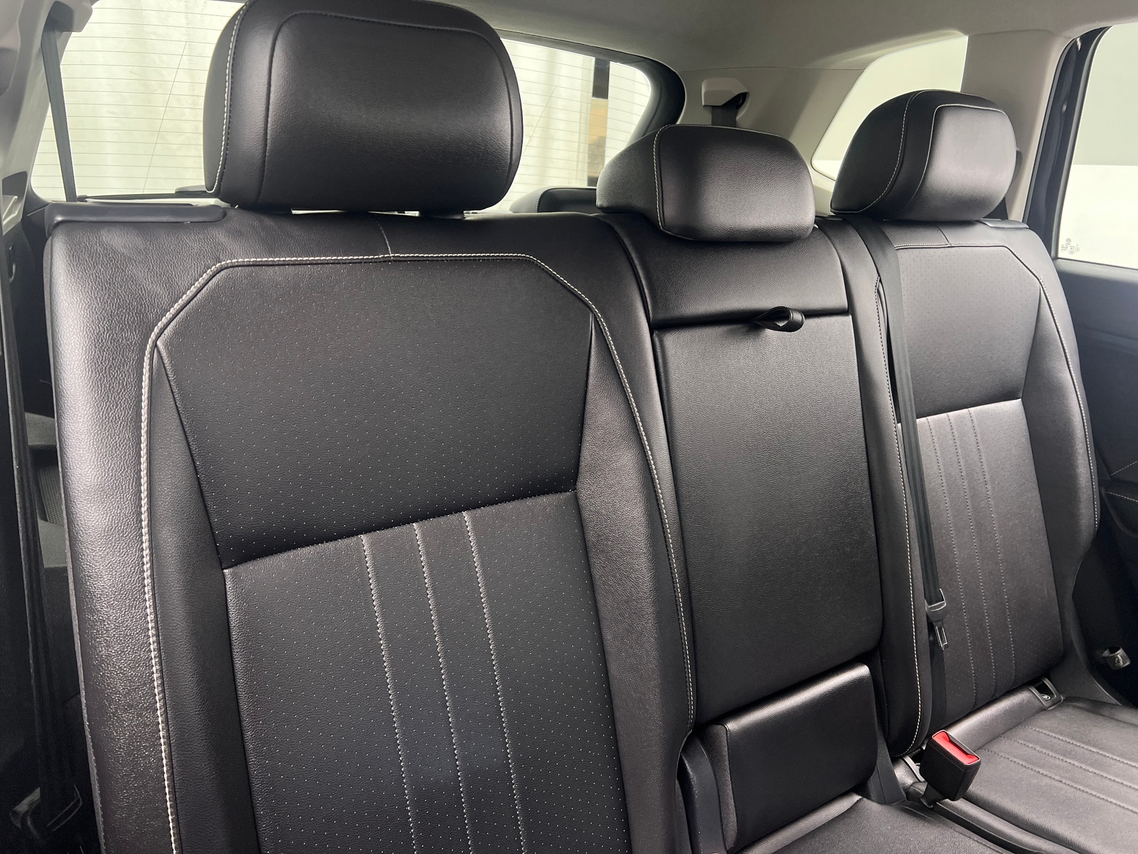 Thumbnail: 2024 Volkswagen Tiguan - 5