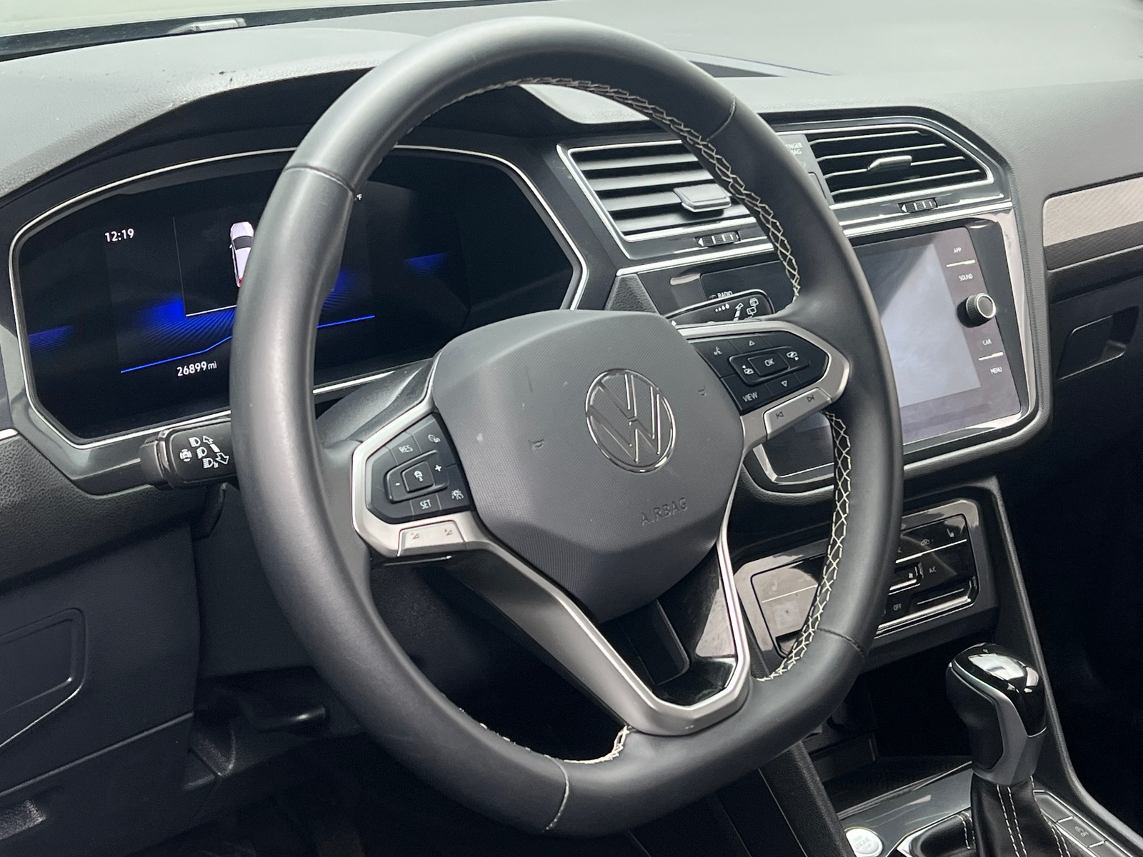 Thumbnail: 2024 Volkswagen Tiguan - 4