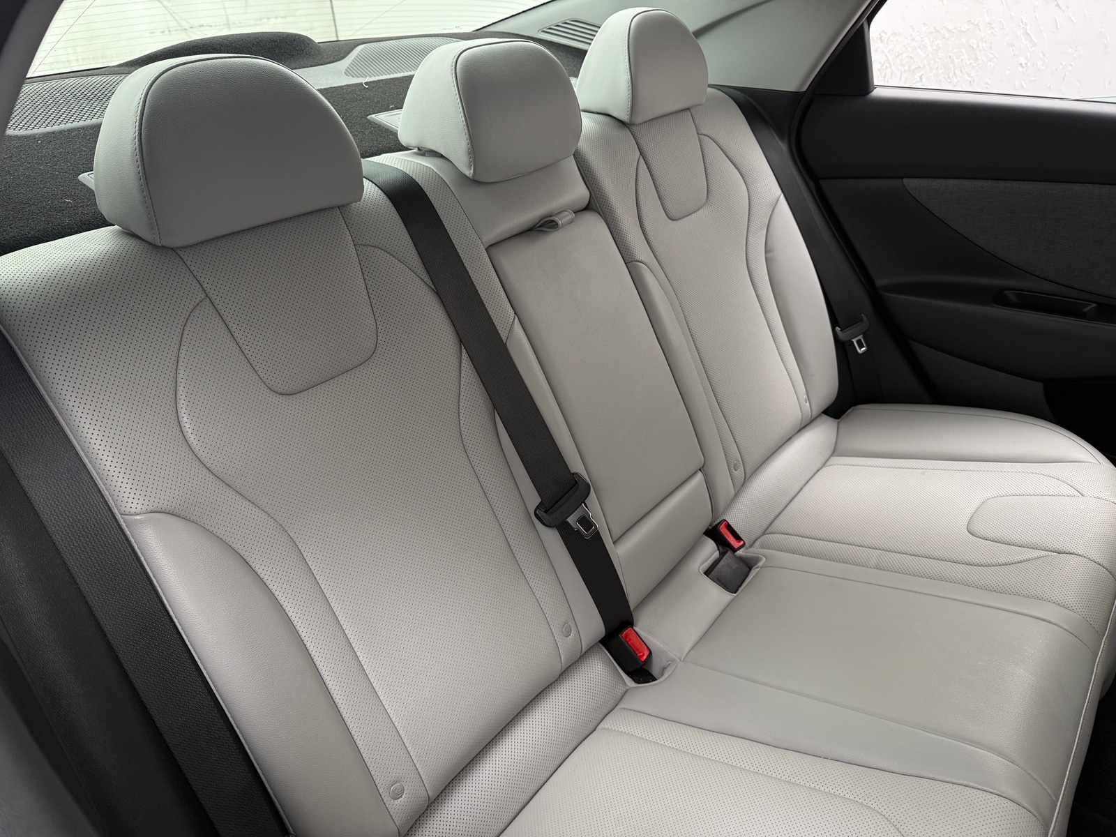 Thumbnail: 2023 Hyundai Elantra - 5