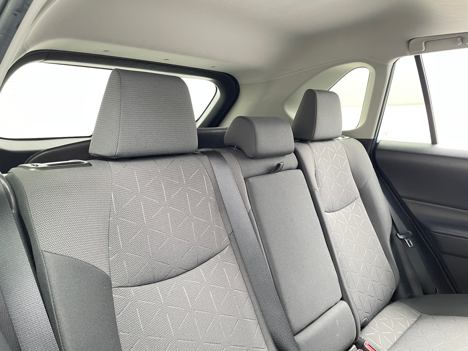 Thumbnail: 2019 Toyota RAV4 - 6