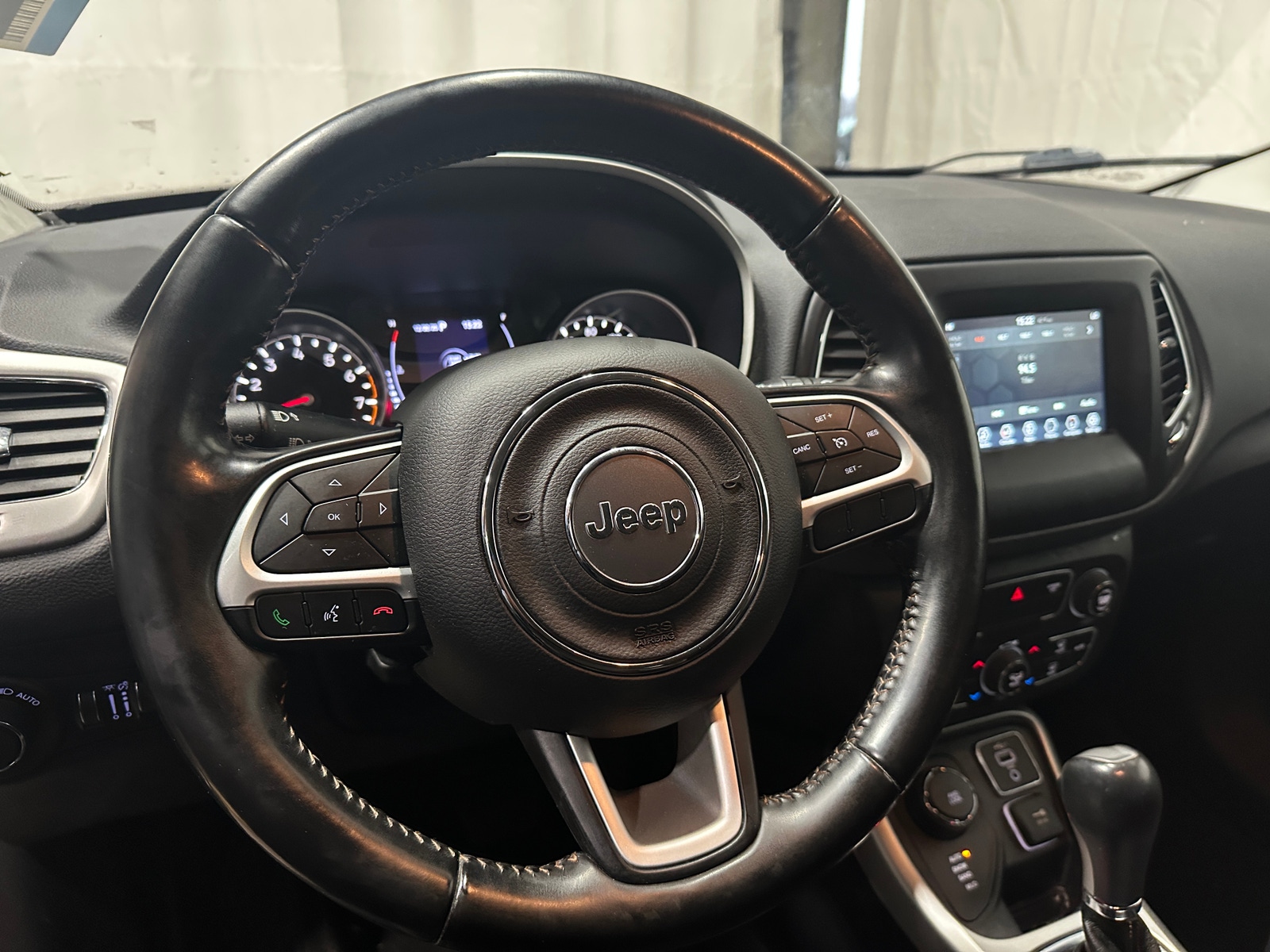 Thumbnail: 2020 Jeep Compass - 5