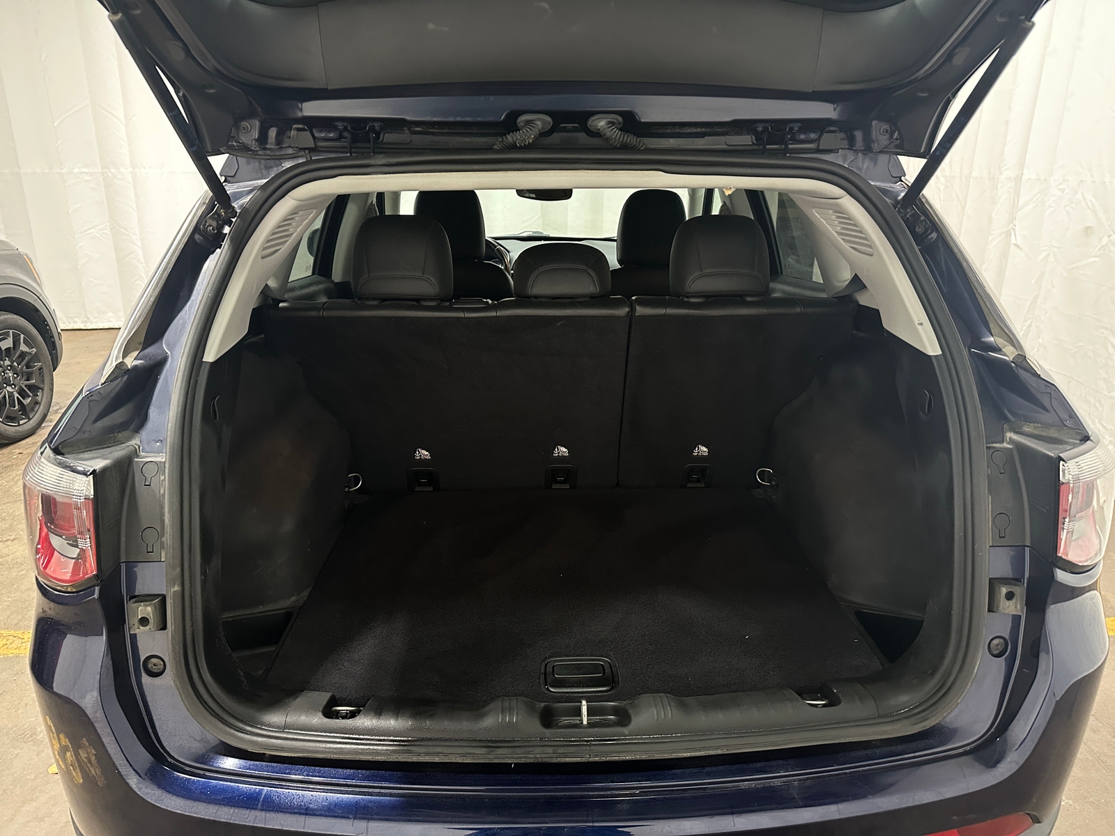 Thumbnail: 2020 Jeep Compass - 7