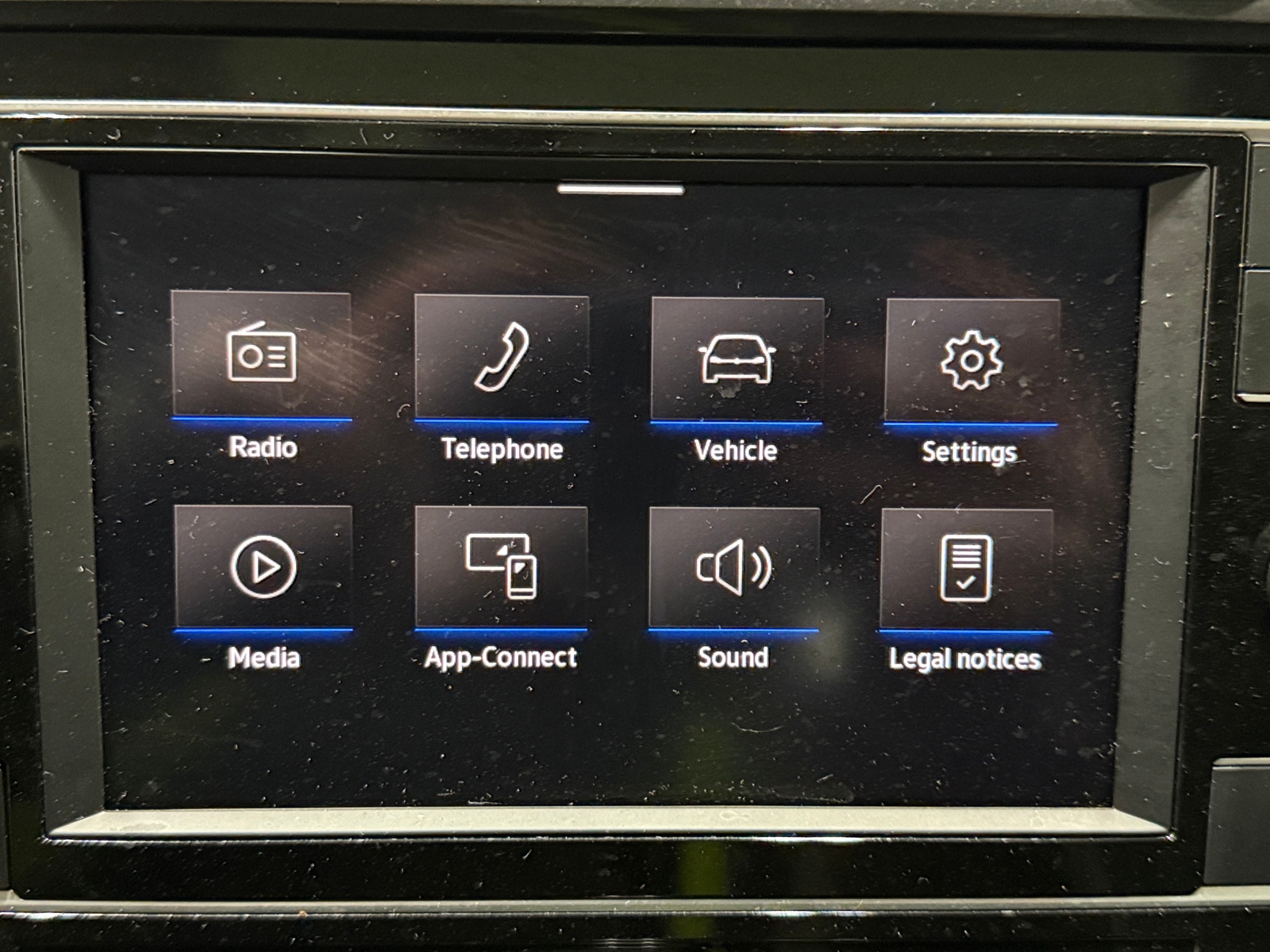 Thumbnail: 2020 Volkswagen Golf - 3