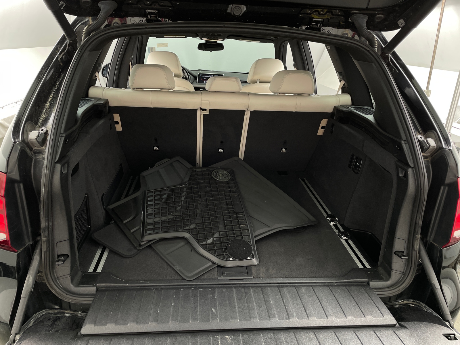 Thumbnail: 2018 BMW X5 - 6