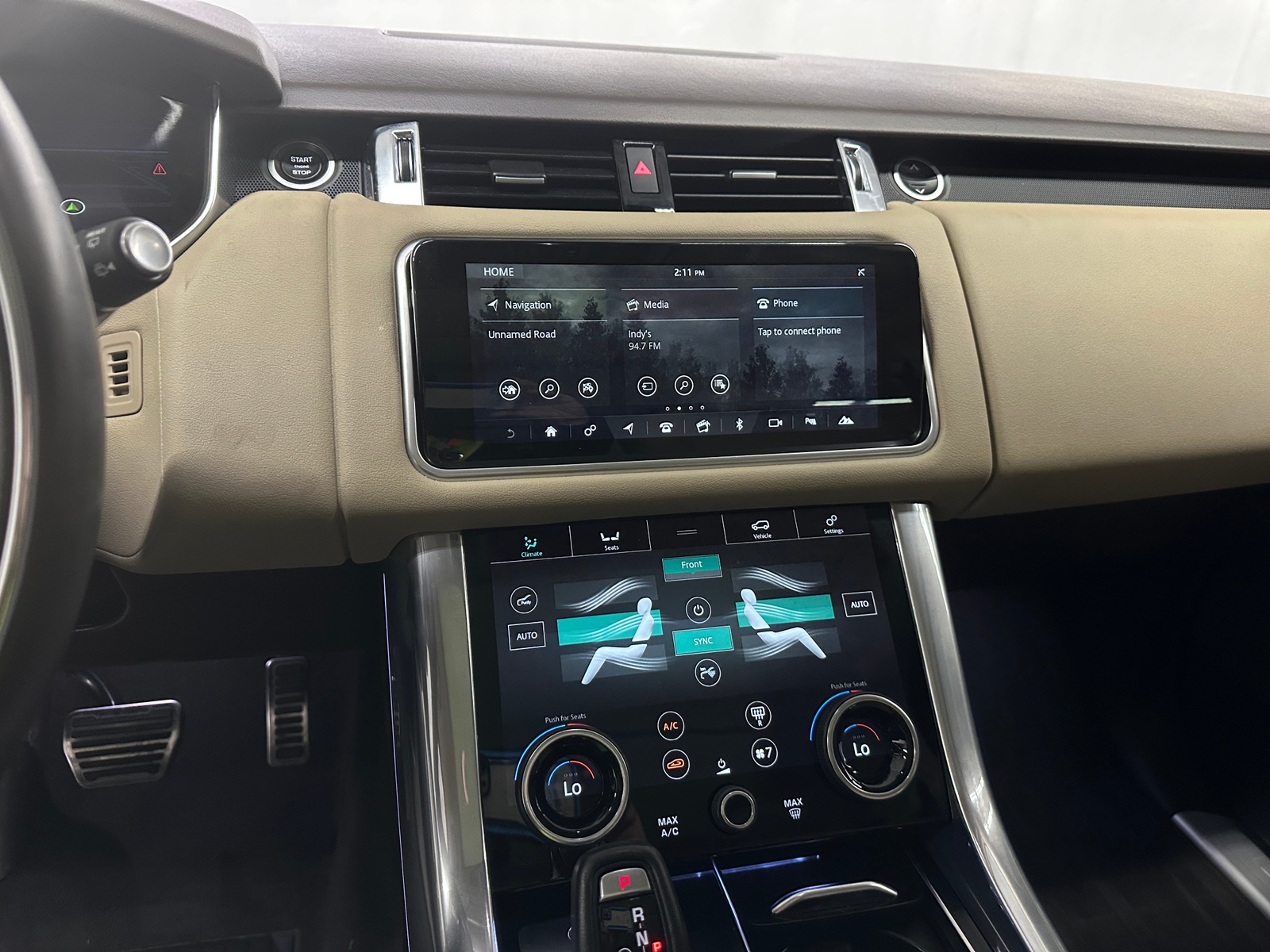 Thumbnail: 2021 Land Rover Range Rover Sport - 3