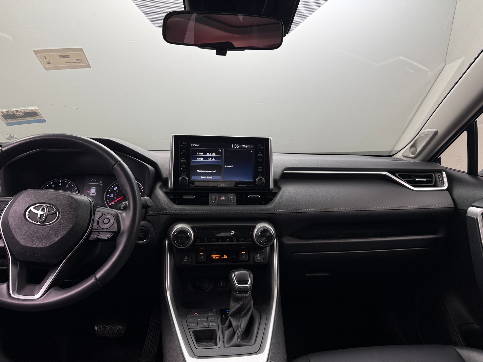 Thumbnail: 2020 Toyota RAV4 - 3