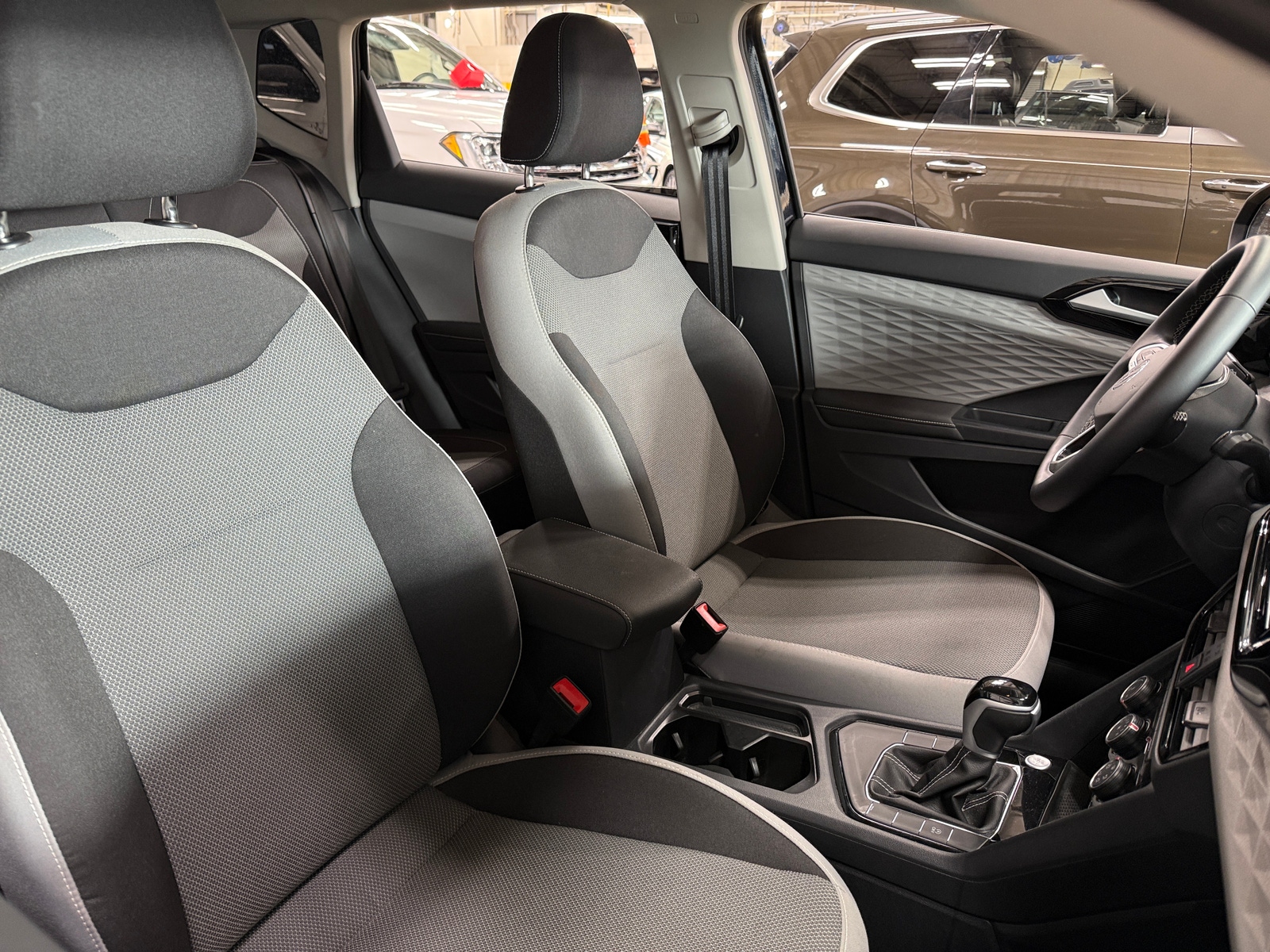 Thumbnail: 2024 Volkswagen Taos - 2