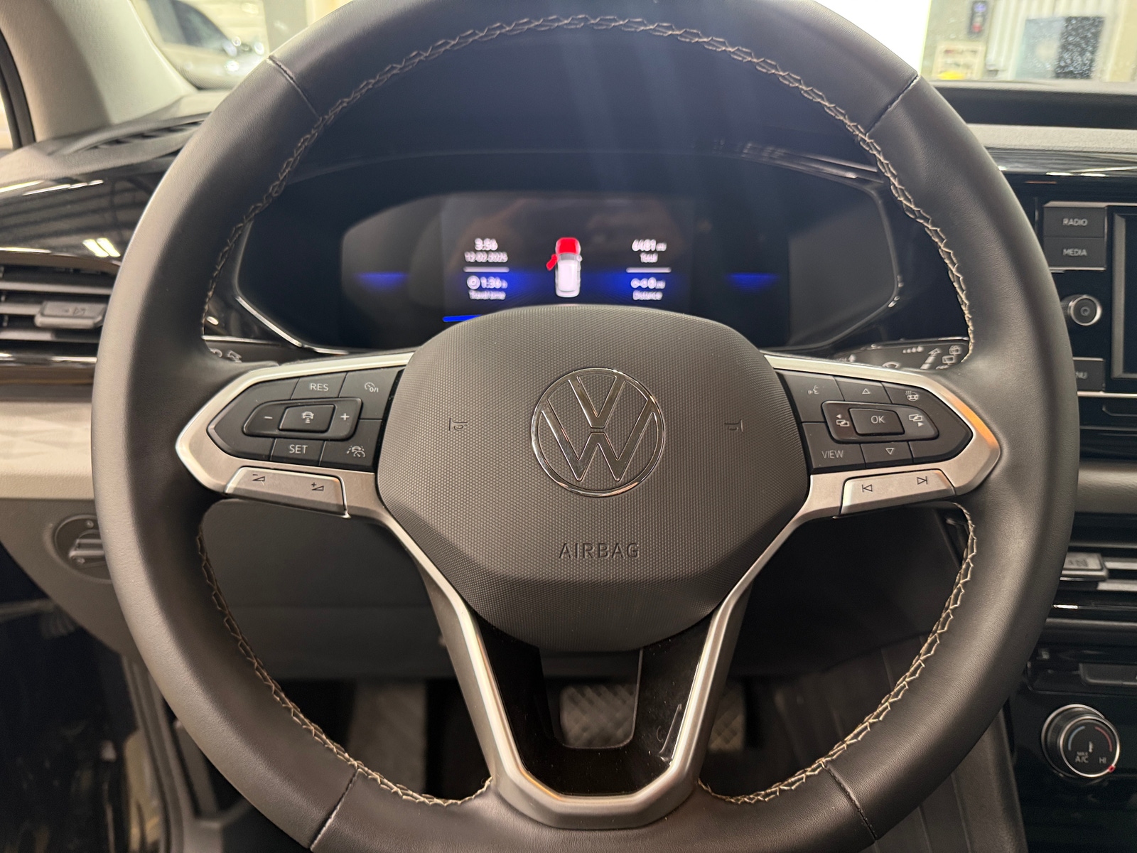 Thumbnail: 2024 Volkswagen Taos - 5