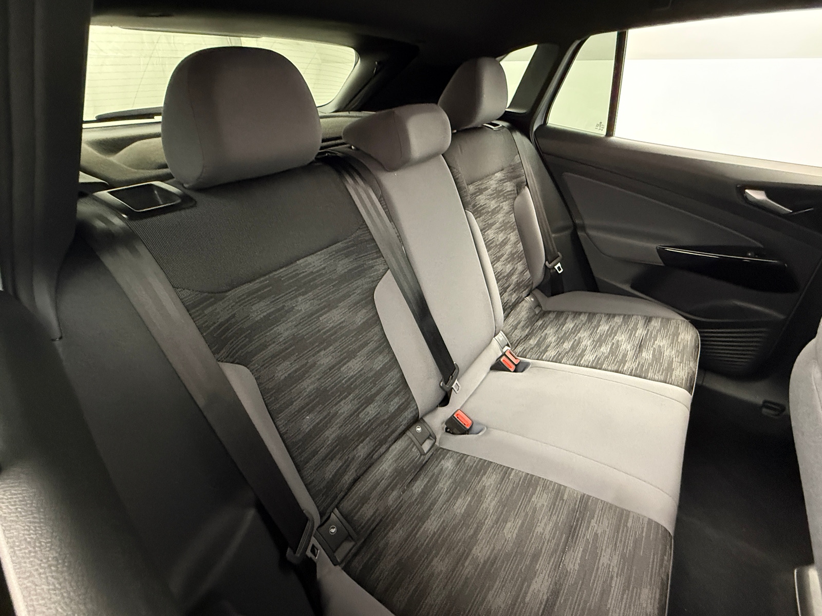 Thumbnail: 2022 Volkswagen ID.4 - 6