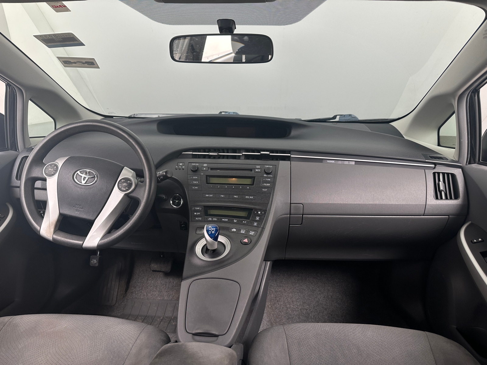 Thumbnail: 2010 Toyota Prius - 3