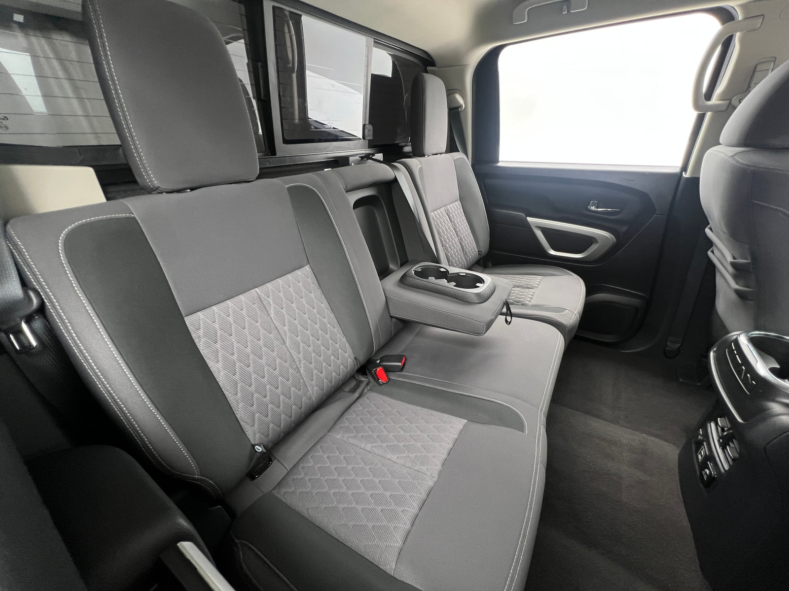 Thumbnail: 2020 Nissan Titan - 6