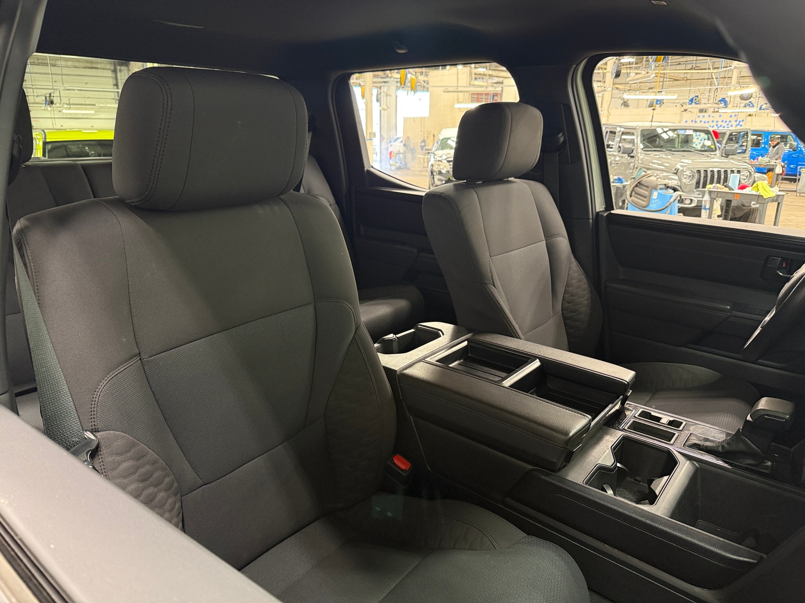 Thumbnail: 2025 Toyota Tundra - 2