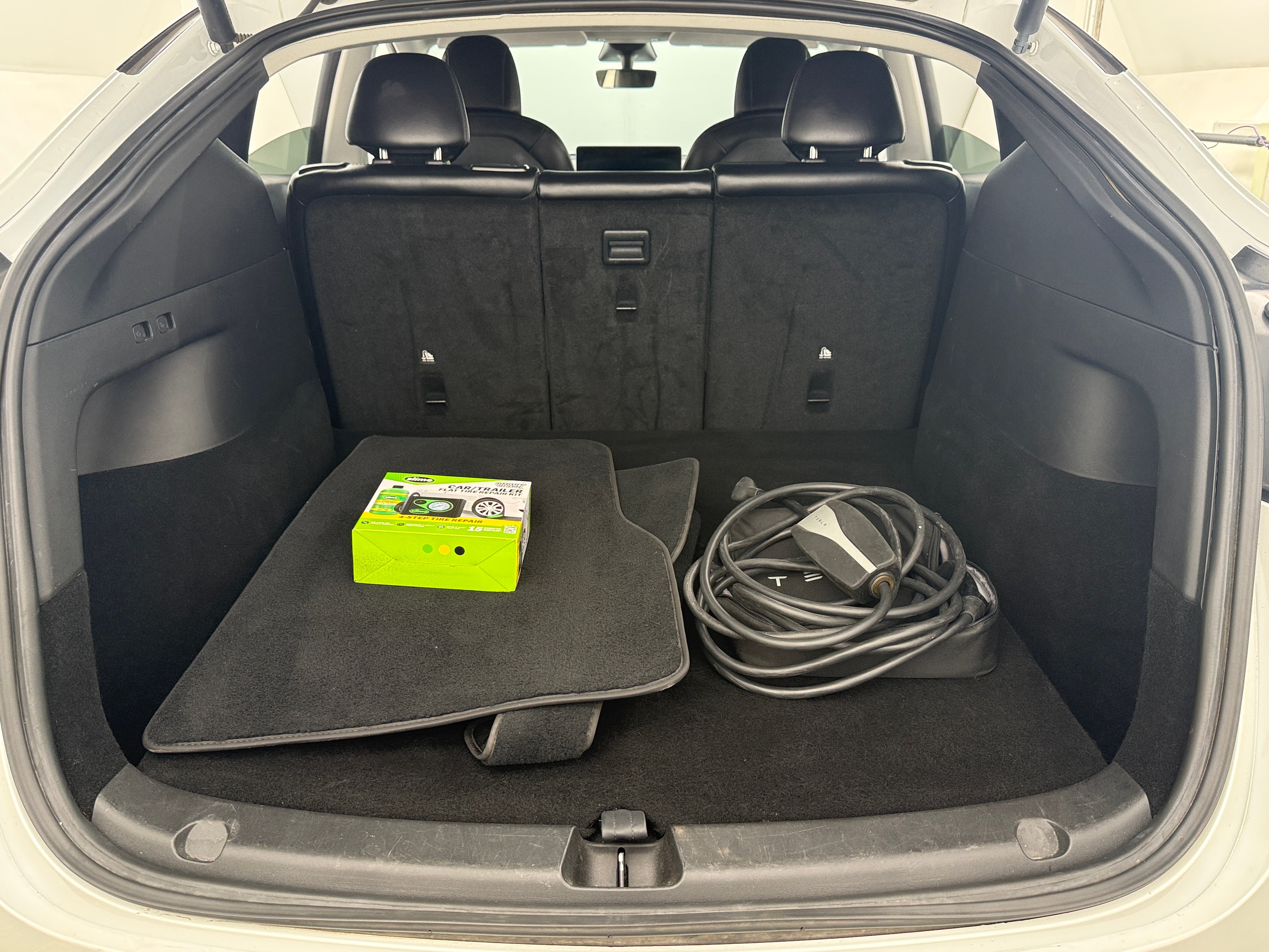 Used 2021 Tesla Model Y Long Range with VIN 5YJYGDEE1MF079700 for sale in Oak Creek, WI