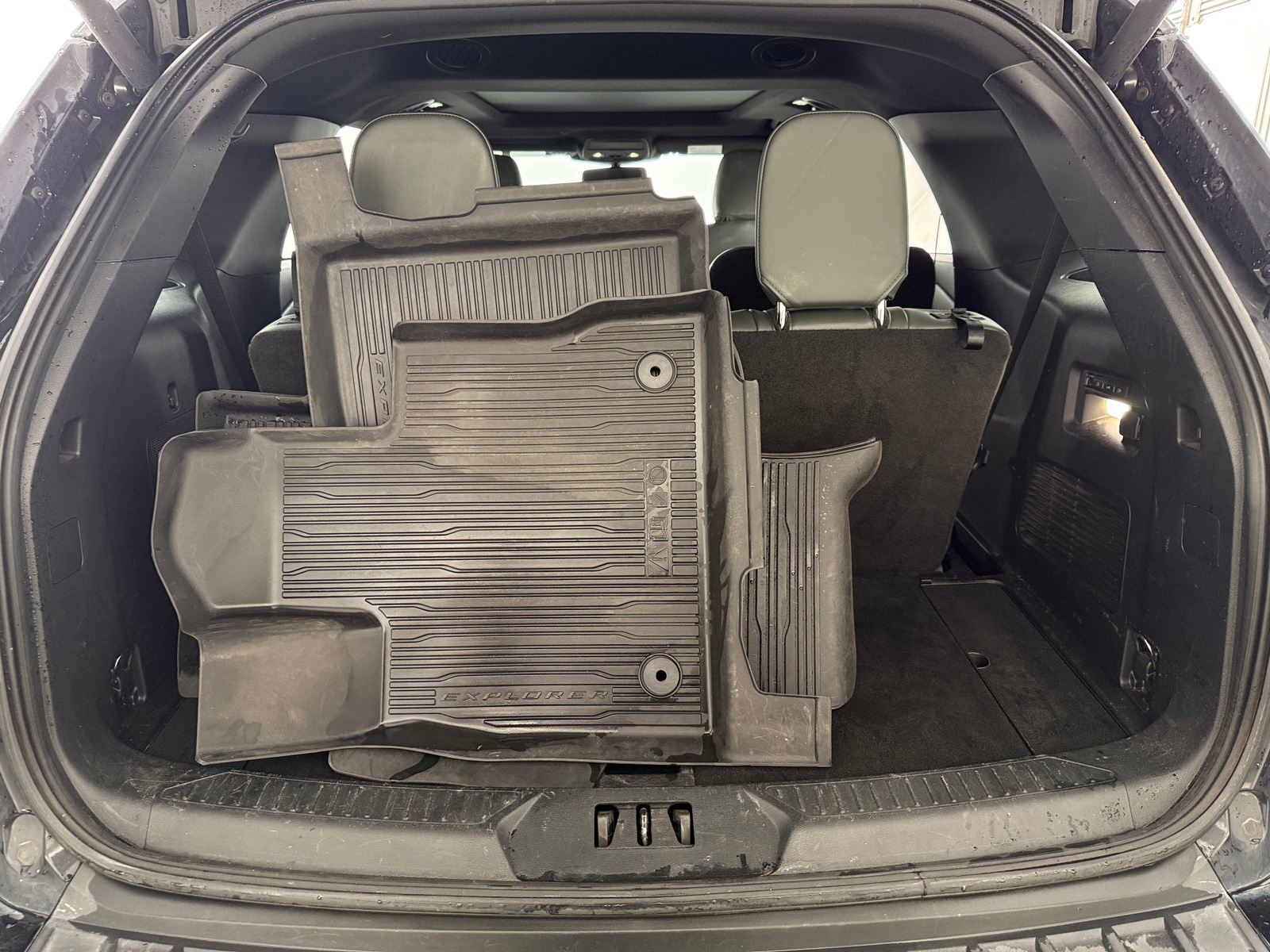 Thumbnail: 2022 Ford Explorer - 6