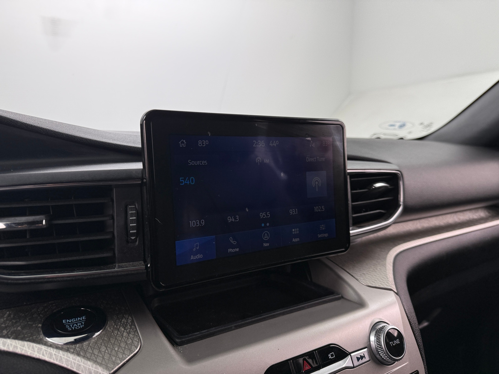 Thumbnail: 2022 Ford Explorer - 3