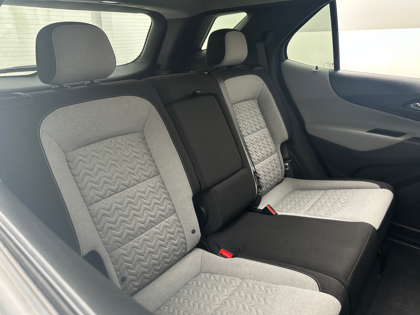 Thumbnail: 2022 Chevrolet Equinox - 6