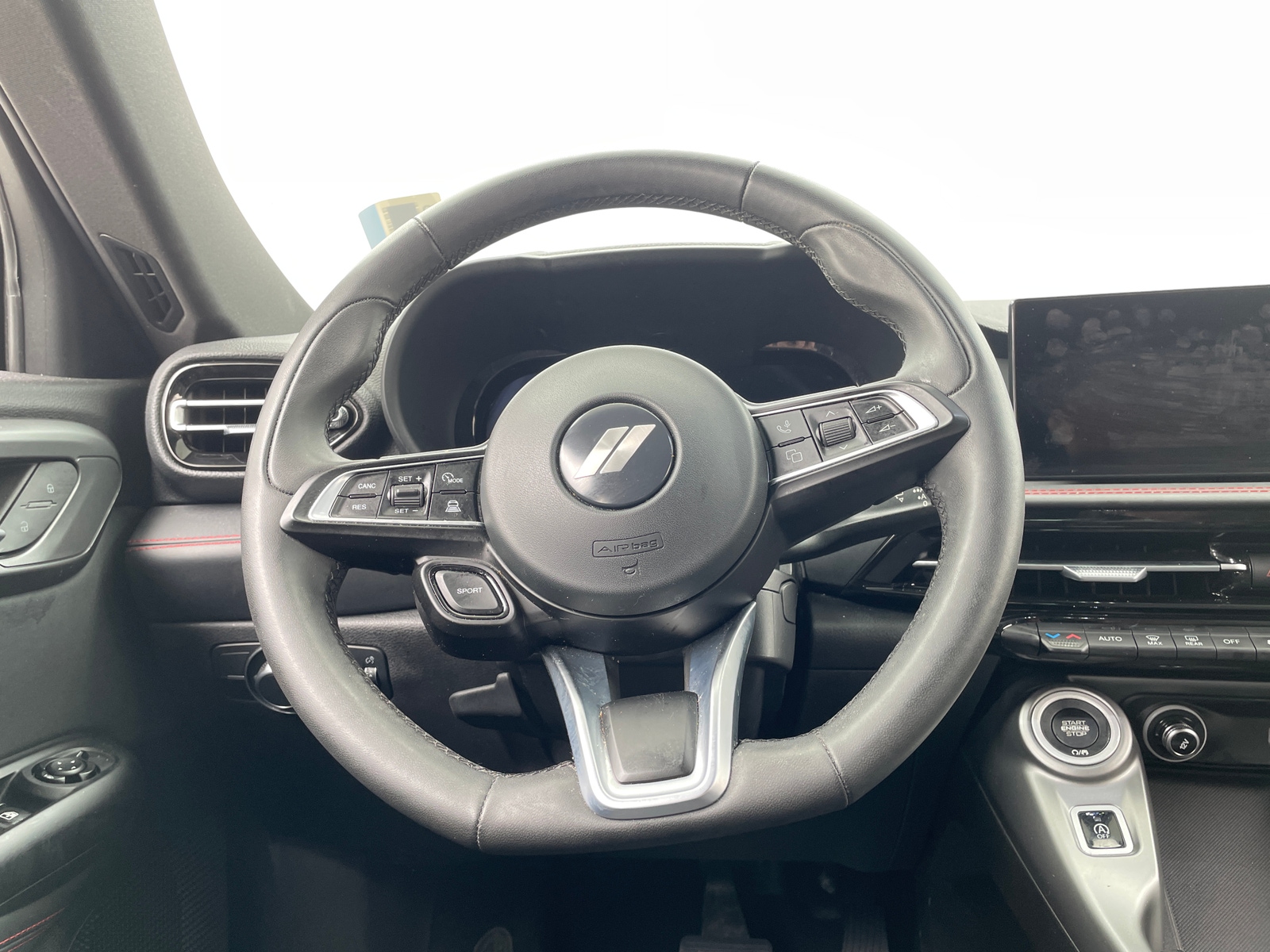 Thumbnail: 2023 Dodge Hornet - 5