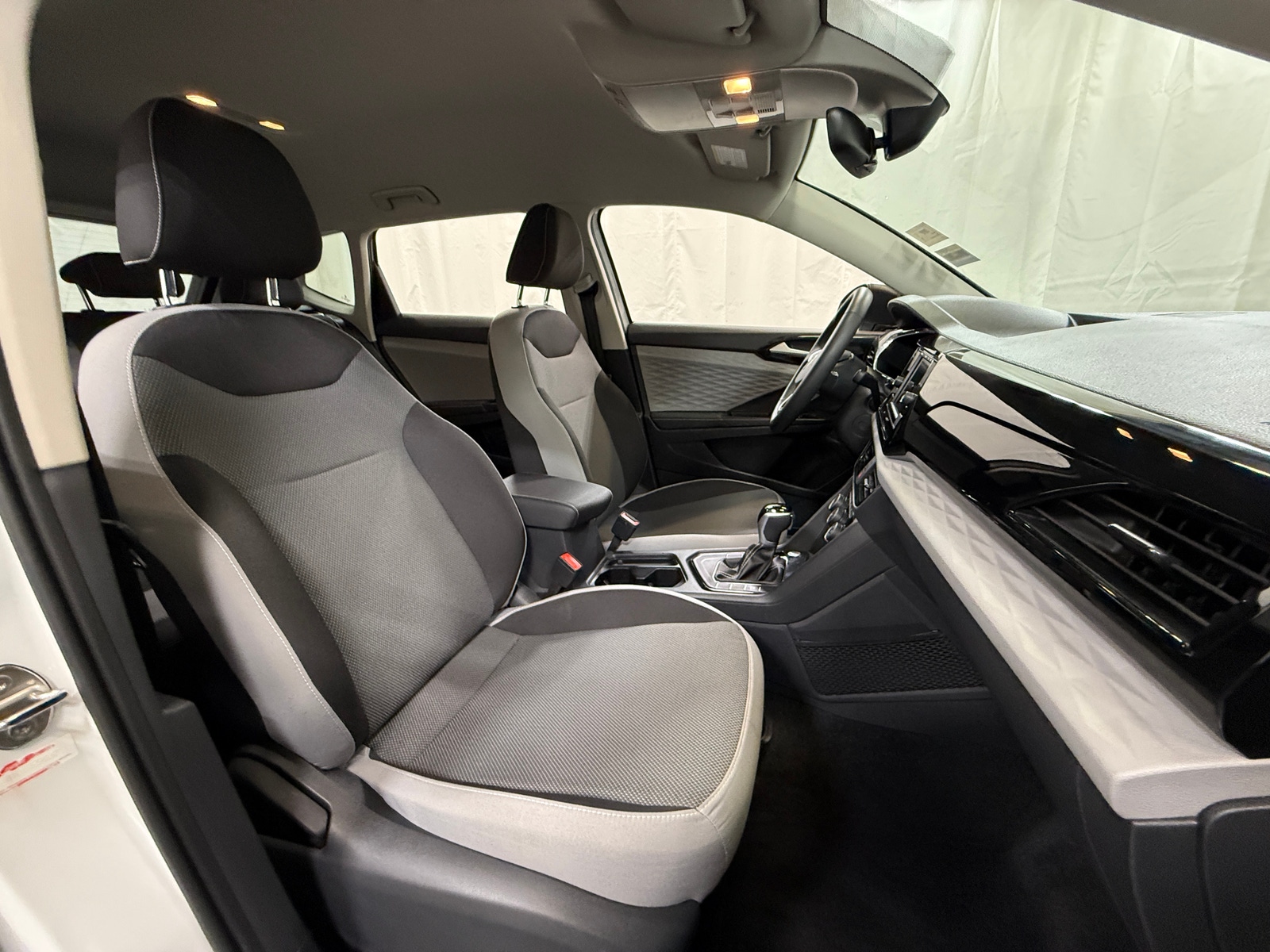 Thumbnail: 2024 Volkswagen Taos - 2