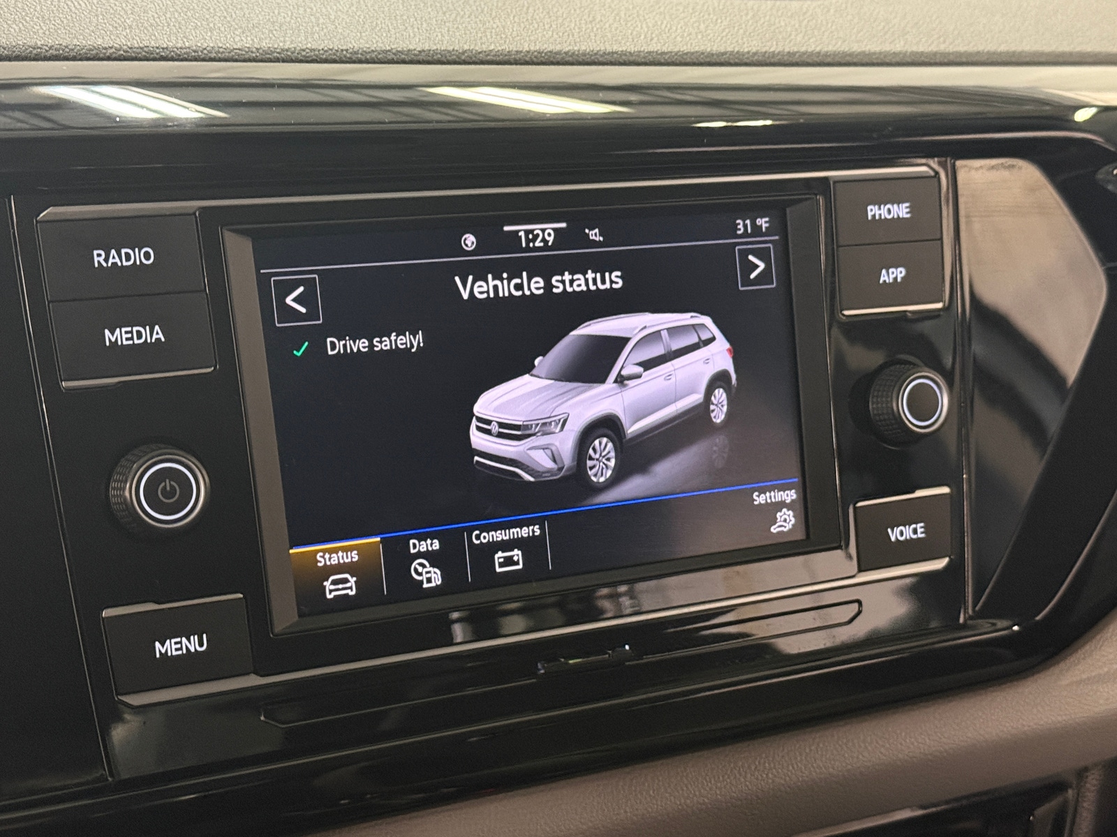 Thumbnail: 2024 Volkswagen Taos - 4