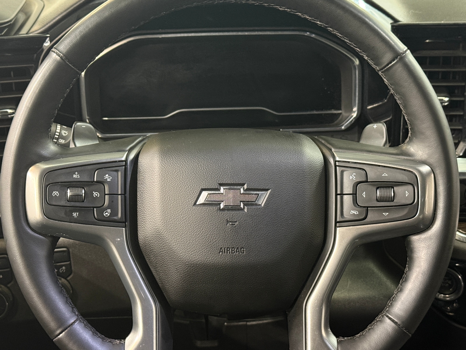 Thumbnail: 2024 Chevrolet Silverado 1500 - 5