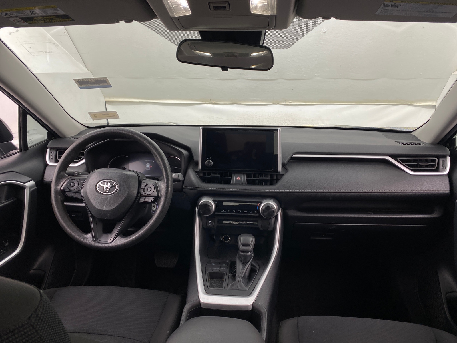 Thumbnail: 2023 Toyota RAV4 - 3