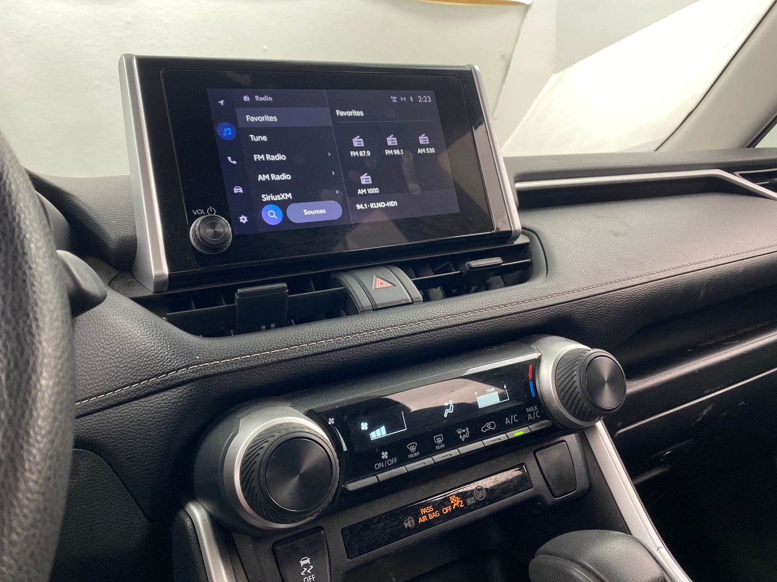 Thumbnail: 2023 Toyota RAV4 - 4