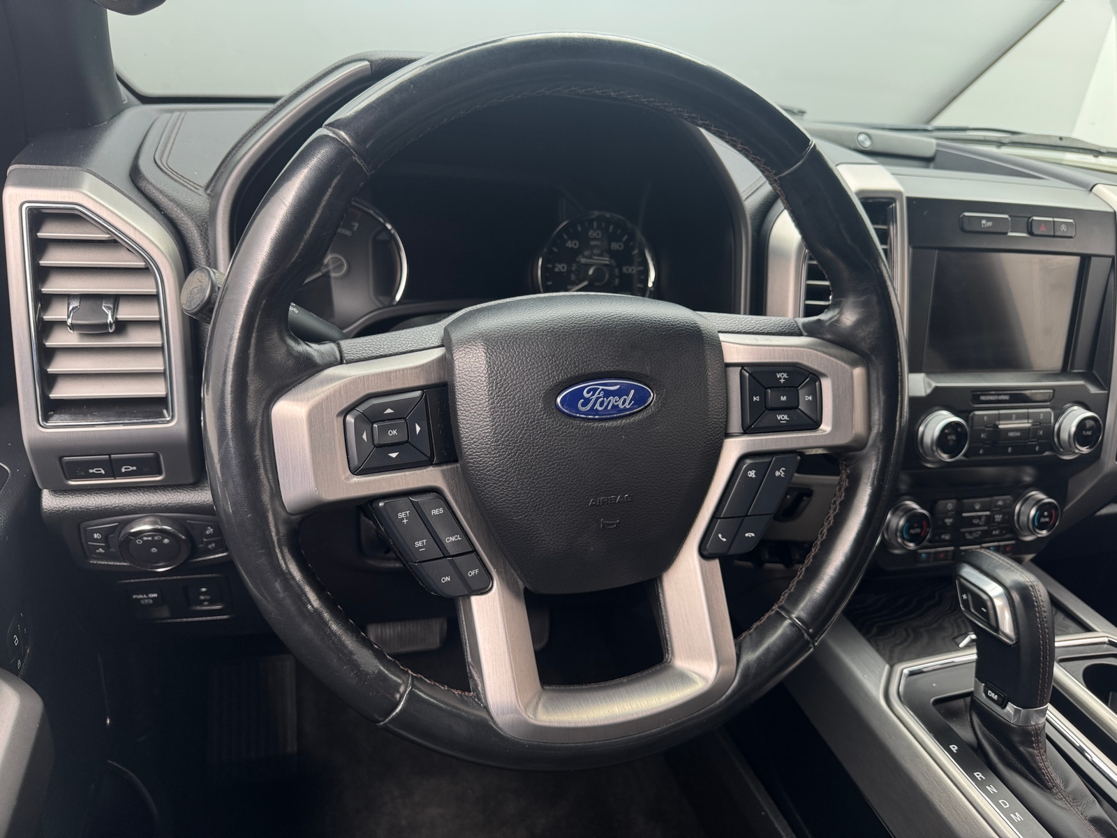 Thumbnail: 2019 Ford Econoline - 4