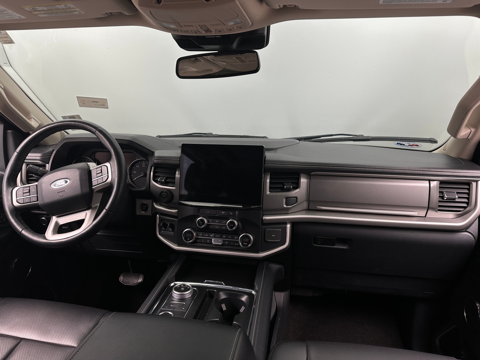 Thumbnail: 2023 Ford Expedition - 3