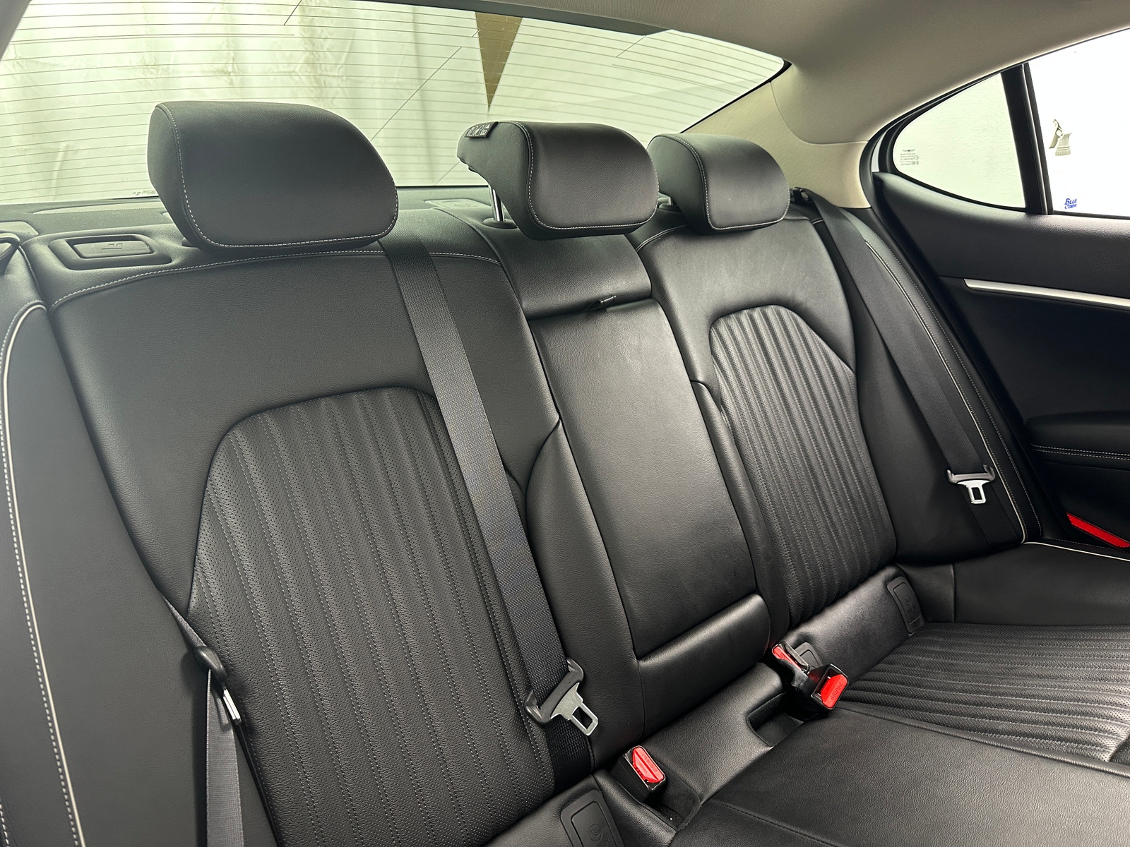 Thumbnail: 2022 Genesis G70 - 5