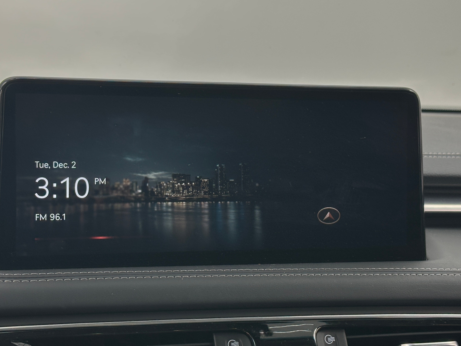 Thumbnail: 2022 Genesis G70 - 3