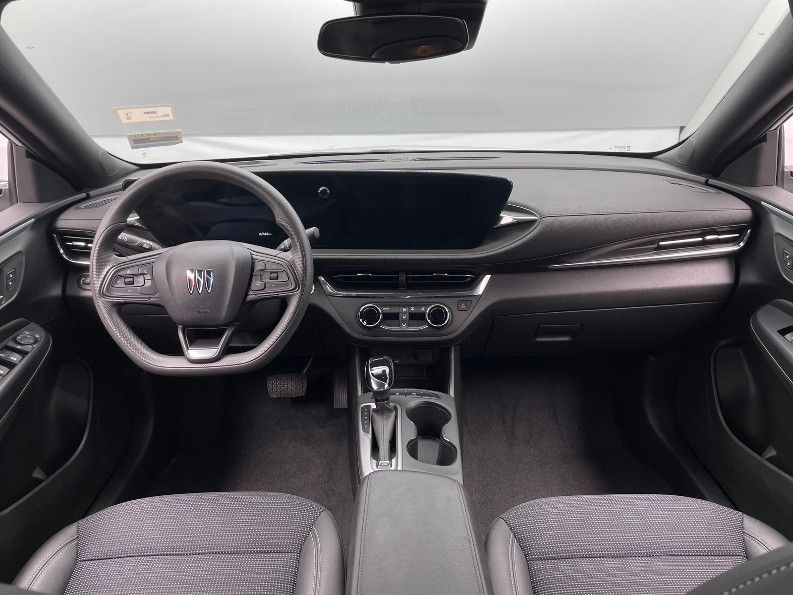 Thumbnail: 2025 Buick Envista - 3