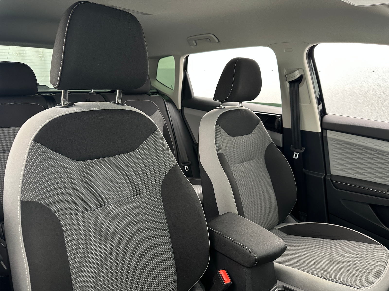 Thumbnail: 2024 Volkswagen Taos - 2