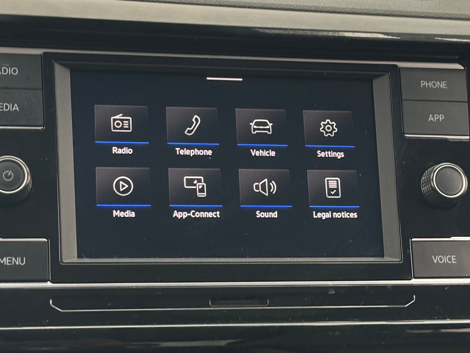 Thumbnail: 2024 Volkswagen Taos - 4