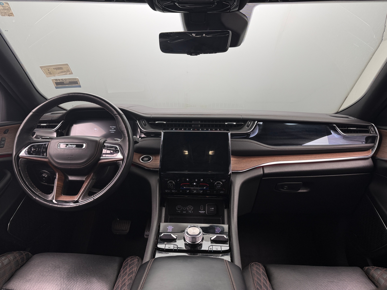 Thumbnail: 2023 Jeep Grand Cherokee L - 2