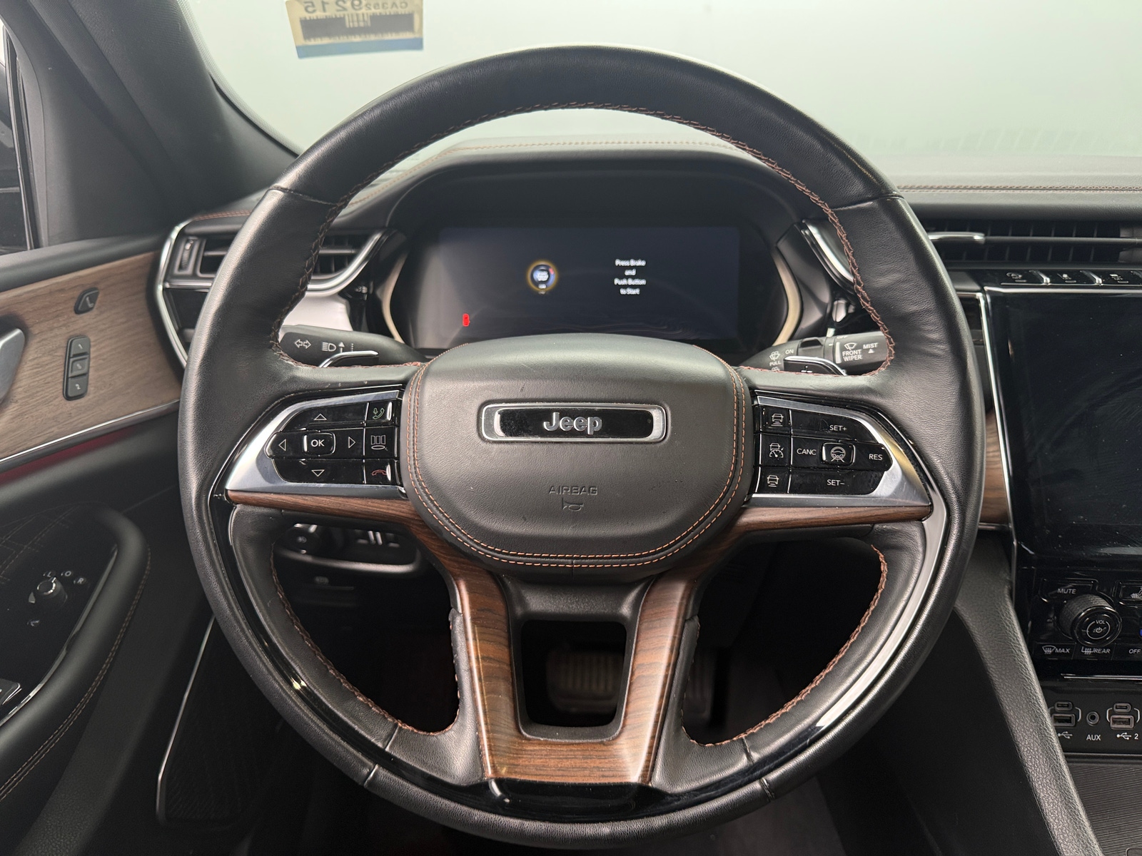 Thumbnail: 2023 Jeep Grand Cherokee L - 4