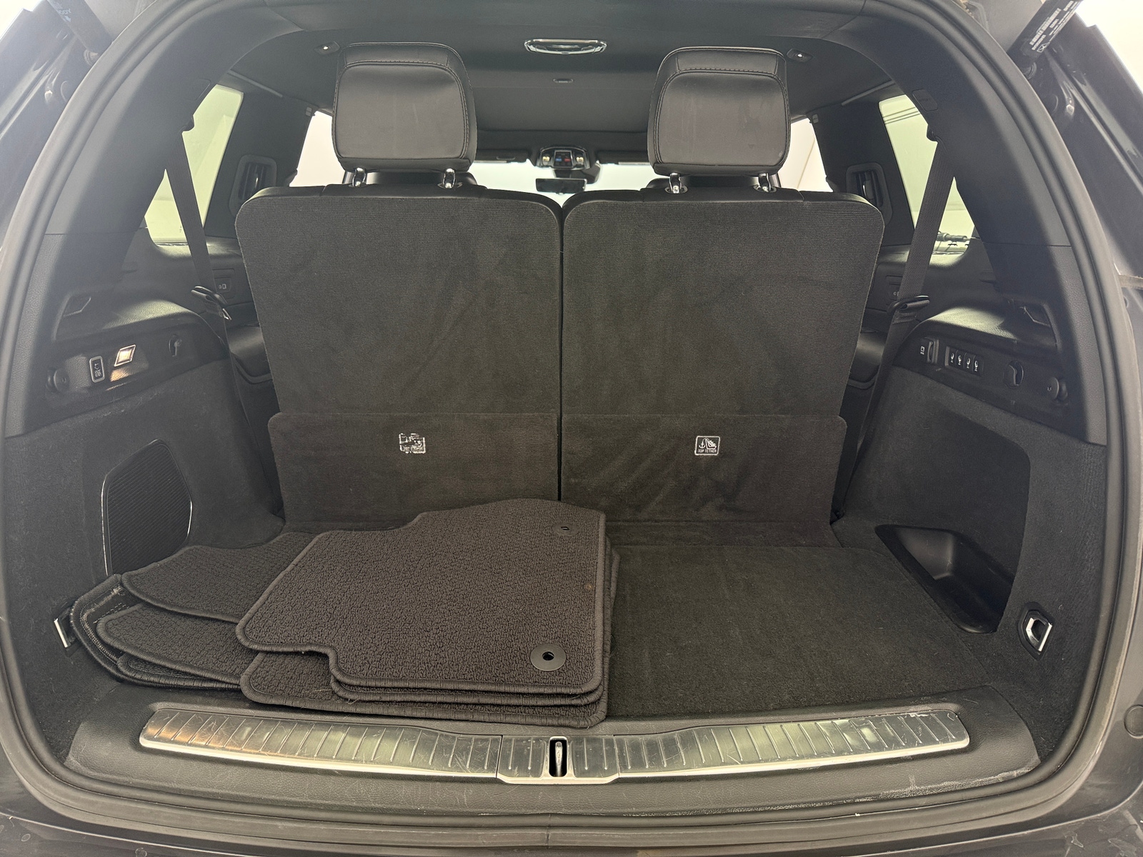 Thumbnail: 2023 Jeep Grand Cherokee L - 6