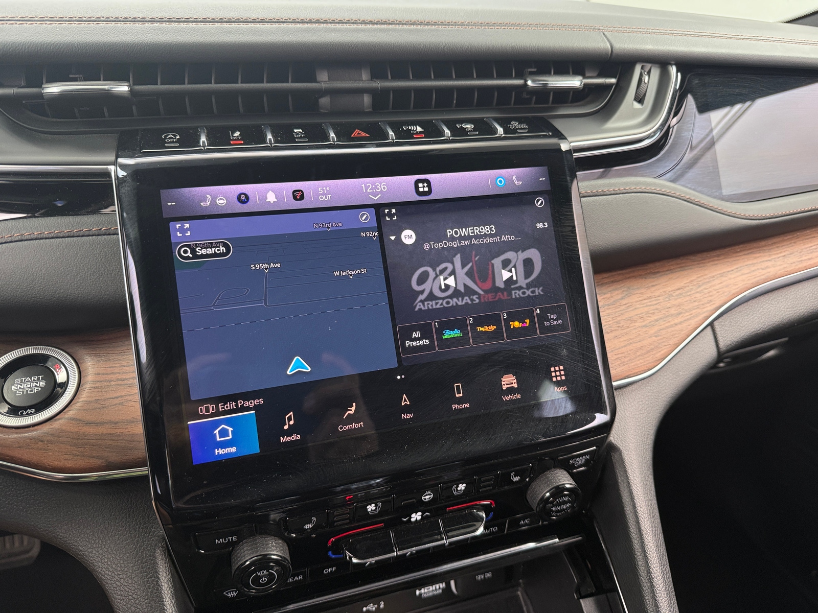 Thumbnail: 2023 Jeep Grand Cherokee L - 3