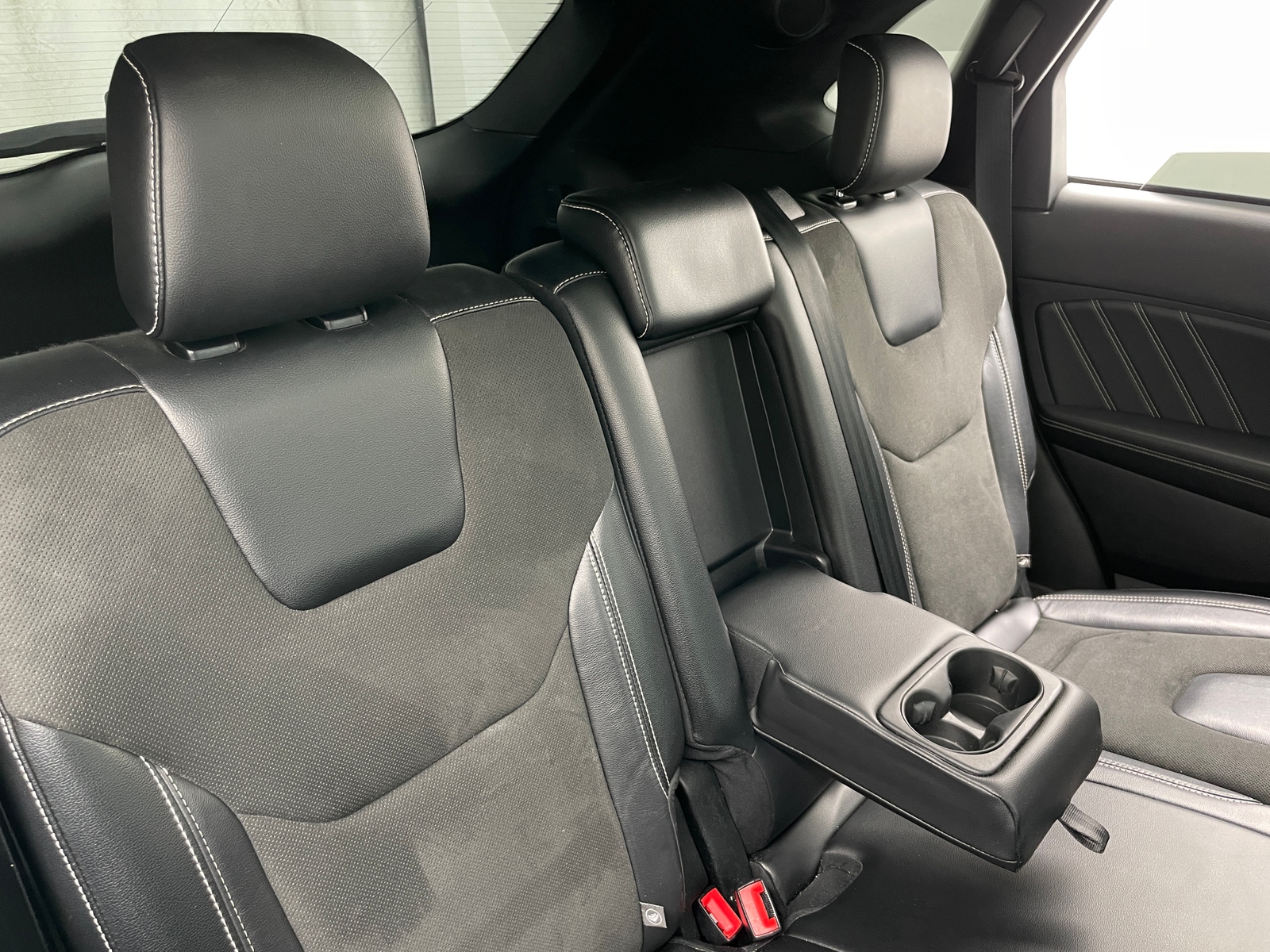 Thumbnail: 2019 Ford Edge - 5