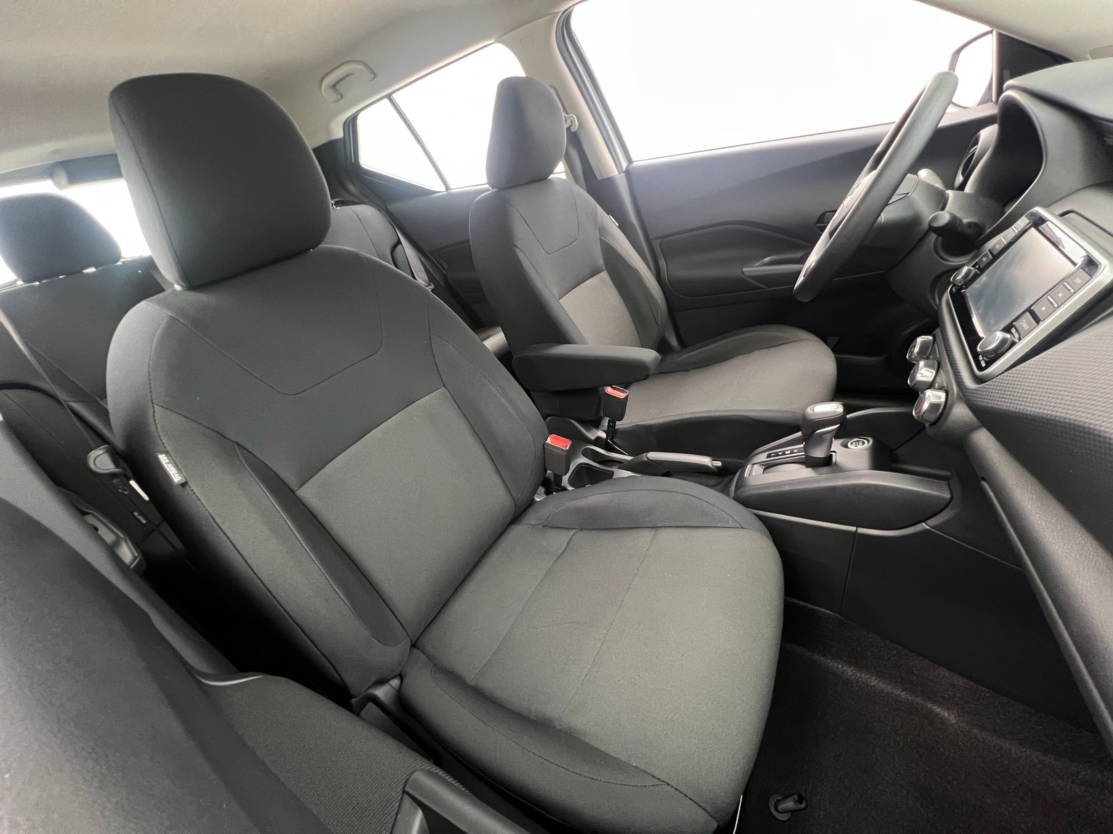 Thumbnail: 2024 Nissan Kicks - 2